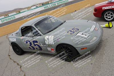 media/Jun-01-2025-CalClub SCCA (Sun) [[eae223c5dd]]/Around pit/
